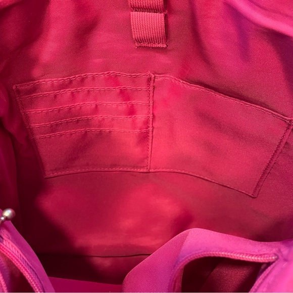 Baggallini Gray Nylon Zip Entry Crossbody Bag Travel Pockets Lightweight Purse - Picture 11 of 11